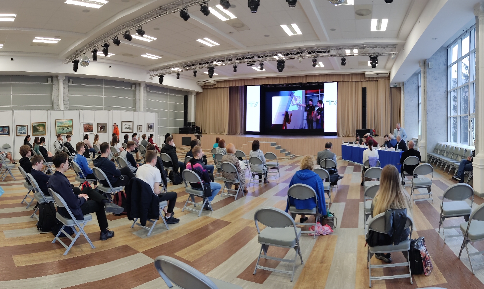 Зав. кафедрой ИиМОИМ профессор М.А. Родионов принял участие в Международной научной конференции «Математика. Образование. Культура», посвященной 160-летию со дня рождения великого математика Давида Гильберта